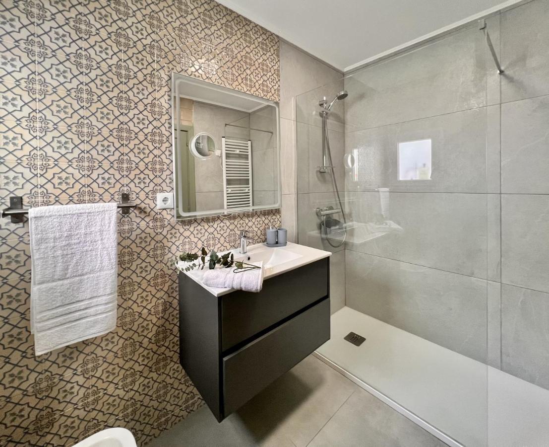 Downtown Apartment By United Renters Alicante Buitenkant foto